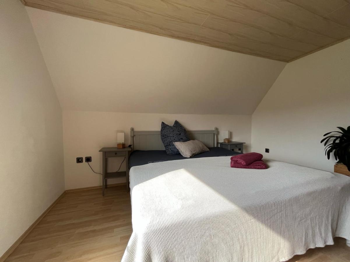 Schoene Wohnung In Ruhiger Laendlicher Lage Heidenheim  Exterior foto